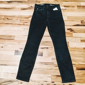 NWT 1969 GAP Resolution True Skinny Jeans